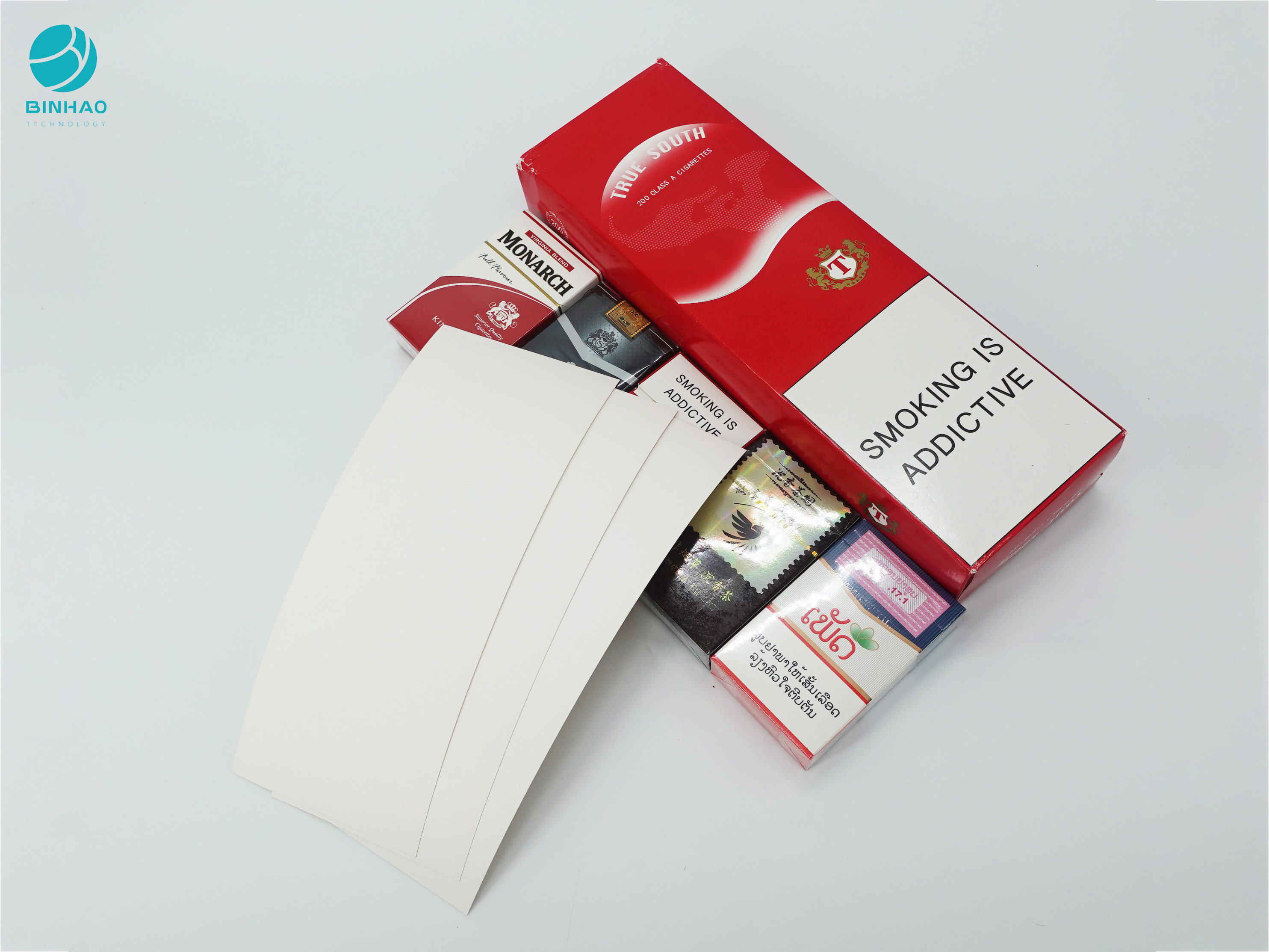 フル セットのタバコ タバコのパッケージのための個人化された設計板紙箱