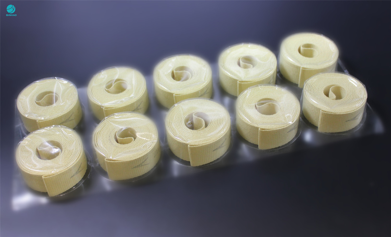 タバコ機械MK9 Portosのための2489mm白く黄色いAramid Garnitureのテープ/より動きが速いテープ